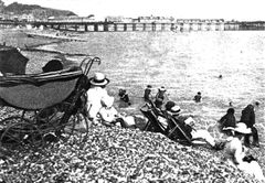 The-beach-at-Eversfield-Place.-1922.
